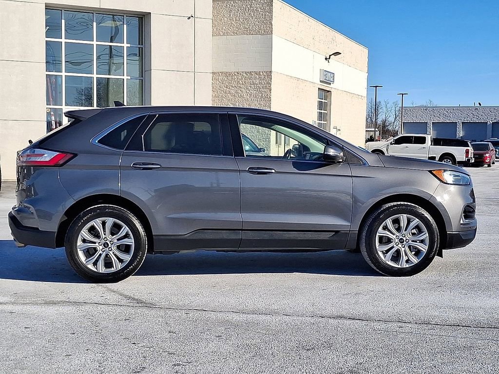 Certified 2024 Ford Edge Titanium image 5
