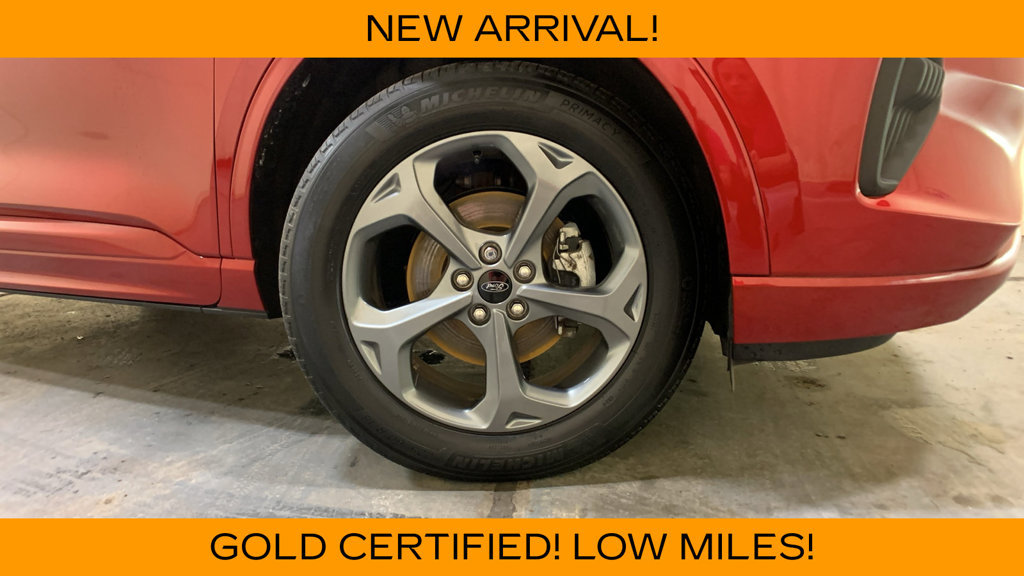 Certified 2024 Ford Escape ST-Line w/ Tech Pack #1 AWD/4WD image 9