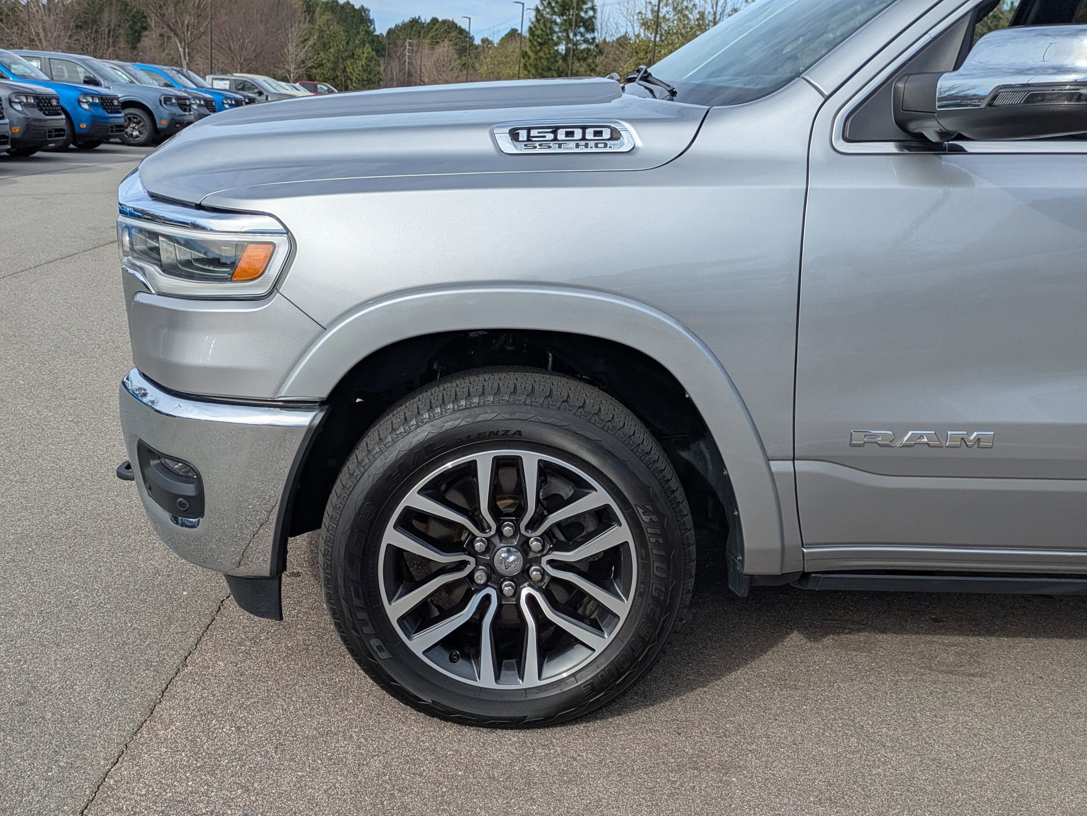 Used 2025 RAM 1500 Limited image 12