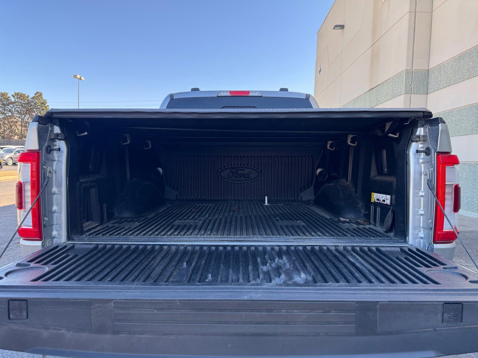 Certified 2023 Ford F150 Lariat w/ Equipment Group 502A High image 17