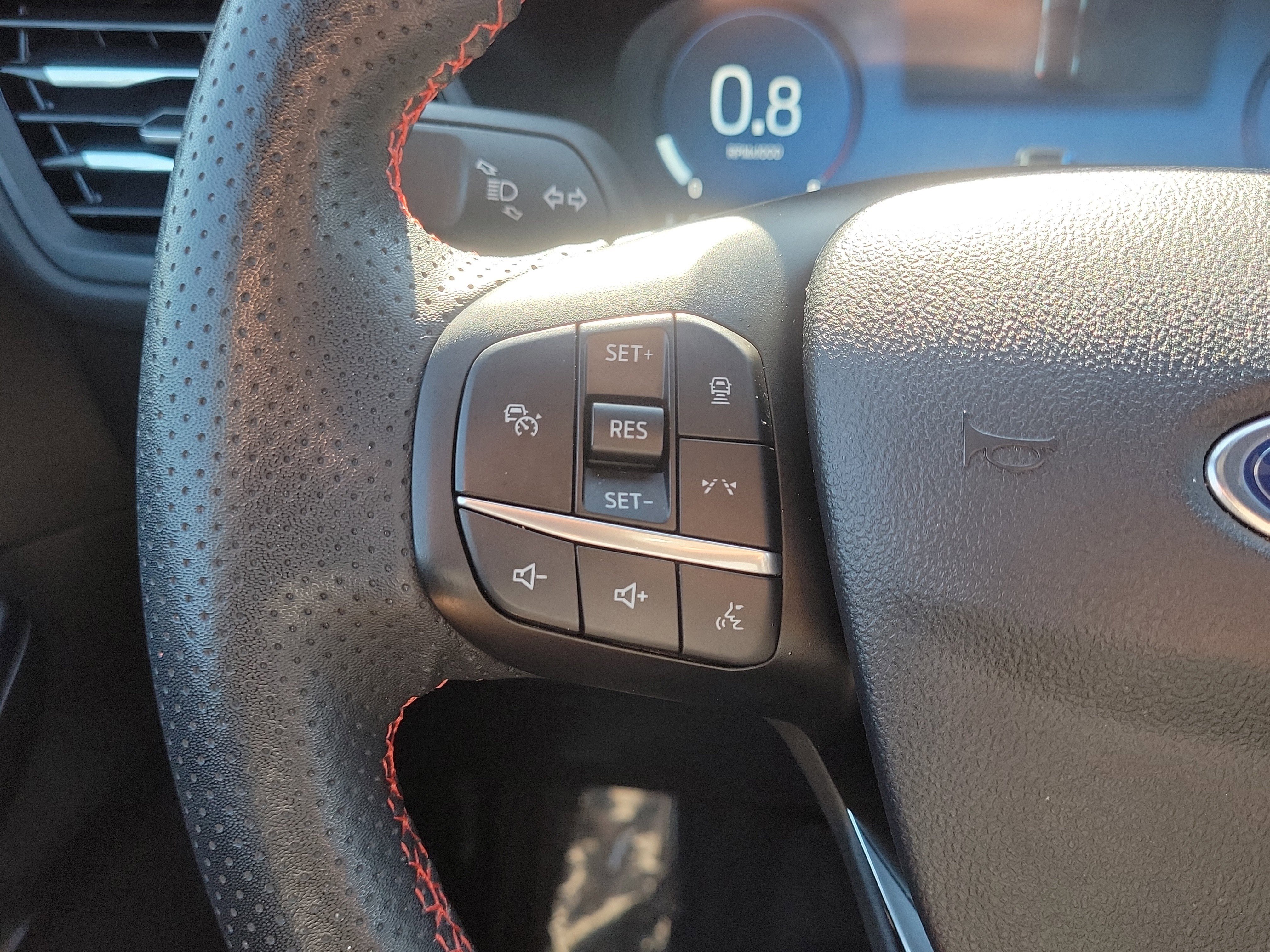 Certified 2023 Ford Escape ST-Line Select w/ Tech Pack #2 image 15