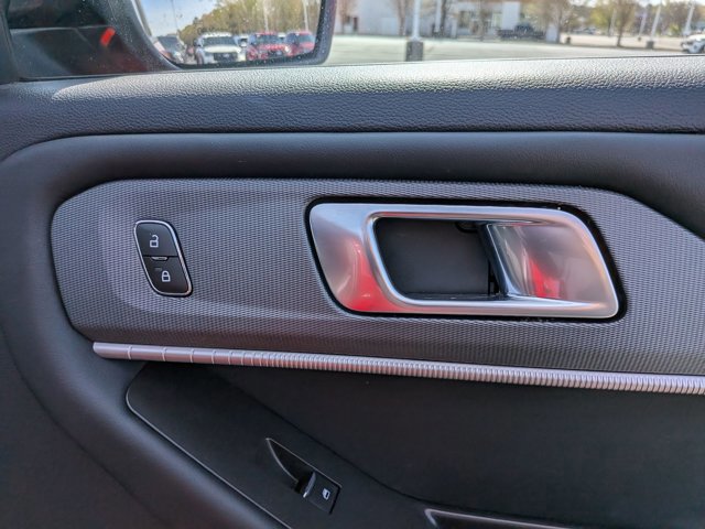 Certified 2025 Ford Explorer ST-Line image 33