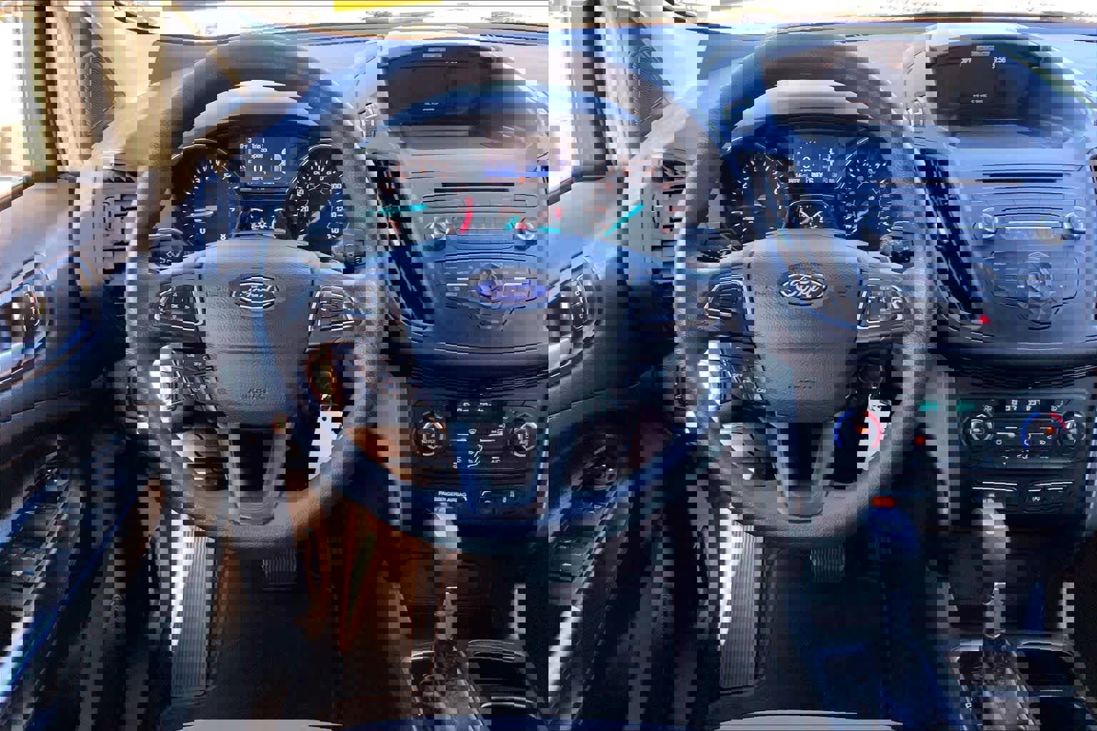 Certified 2017 Ford Escape SE image 5