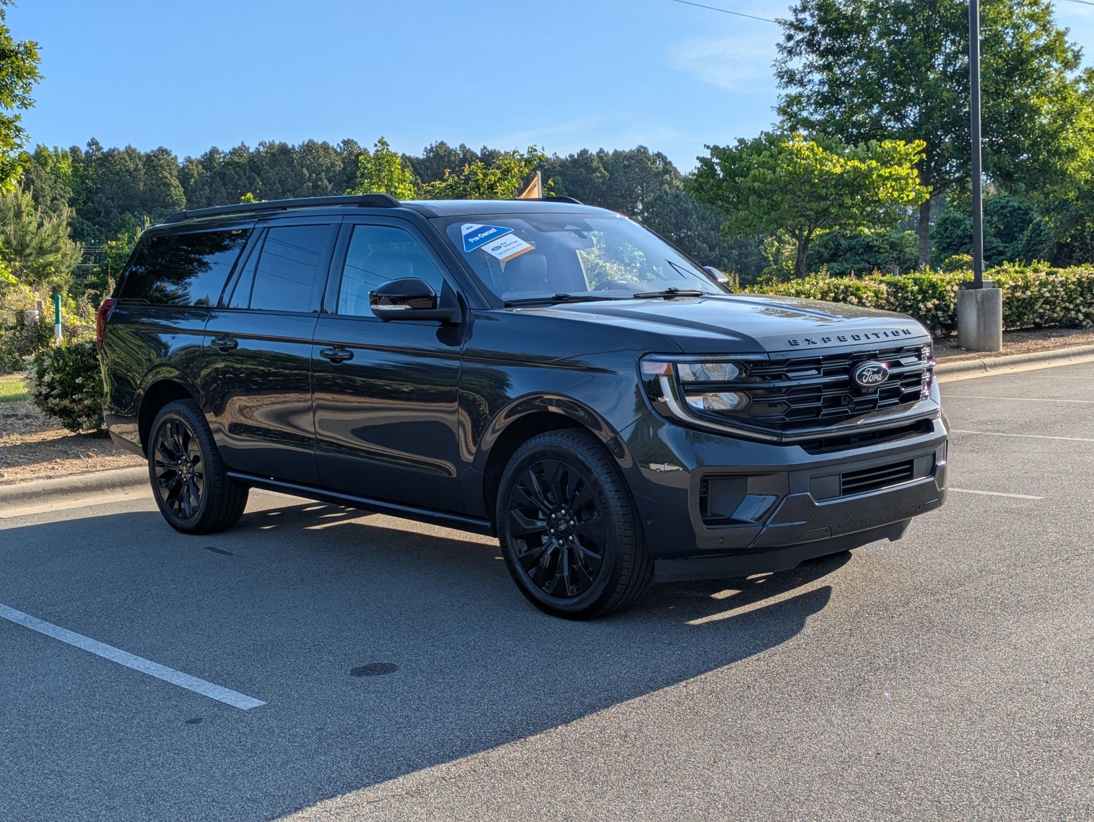 Certified 2025 Ford Expedition Max Platinum w/ Stealth Appearance Package AWD/4WD image 1