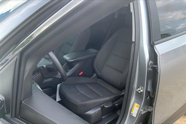 Used 2024 GMC Terrain SLE FWD image 25