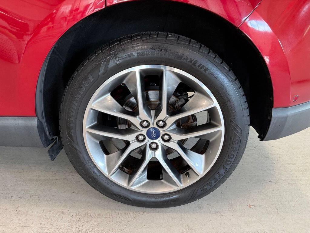 Certified 2017 Ford Edge Titanium w/ Equipment Group 302A FWD image 37