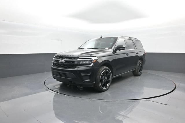Certified 2023 Ford Expedition Limited AWD/4WD image 4