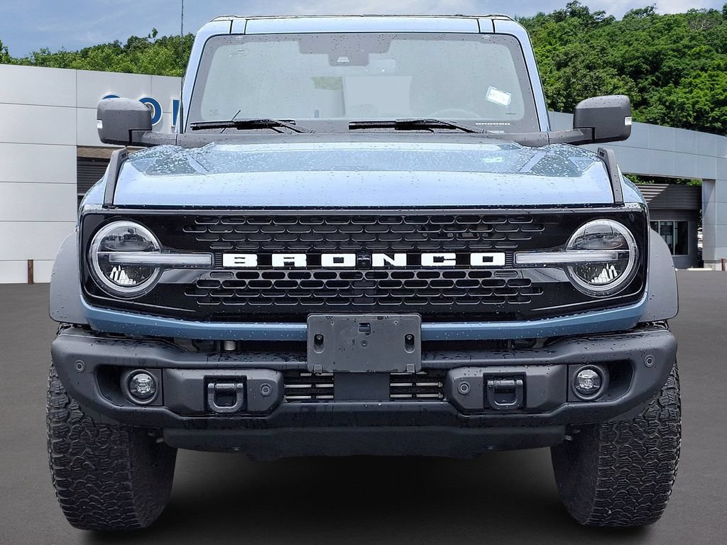 Certified 2025 Ford Bronco Badlands AWD/4WD image 2