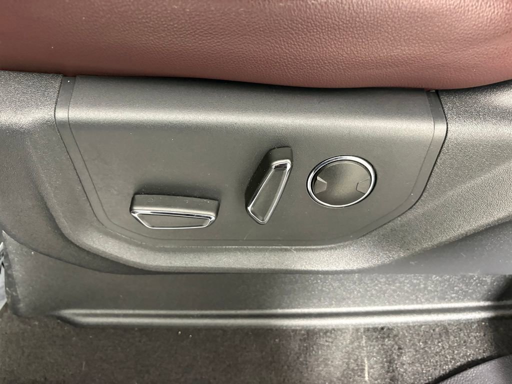 Certified 2024 Ford Expedition Max Limited AWD/4WD image 15