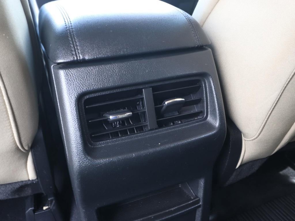 Certified 2023 Ford Edge SE w/ Black Appearance Package AWD/4WD image 22