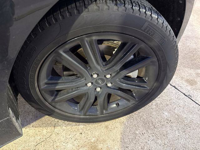 Certified 2024 Ford Edge ST-Line AWD/4WD image 16