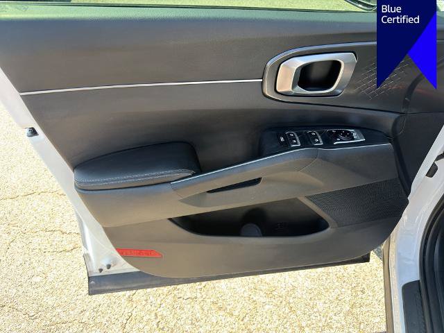 Used 2024 Kia Sorento S w/ Panoramic Sunroof Package AWD/4WD image 9