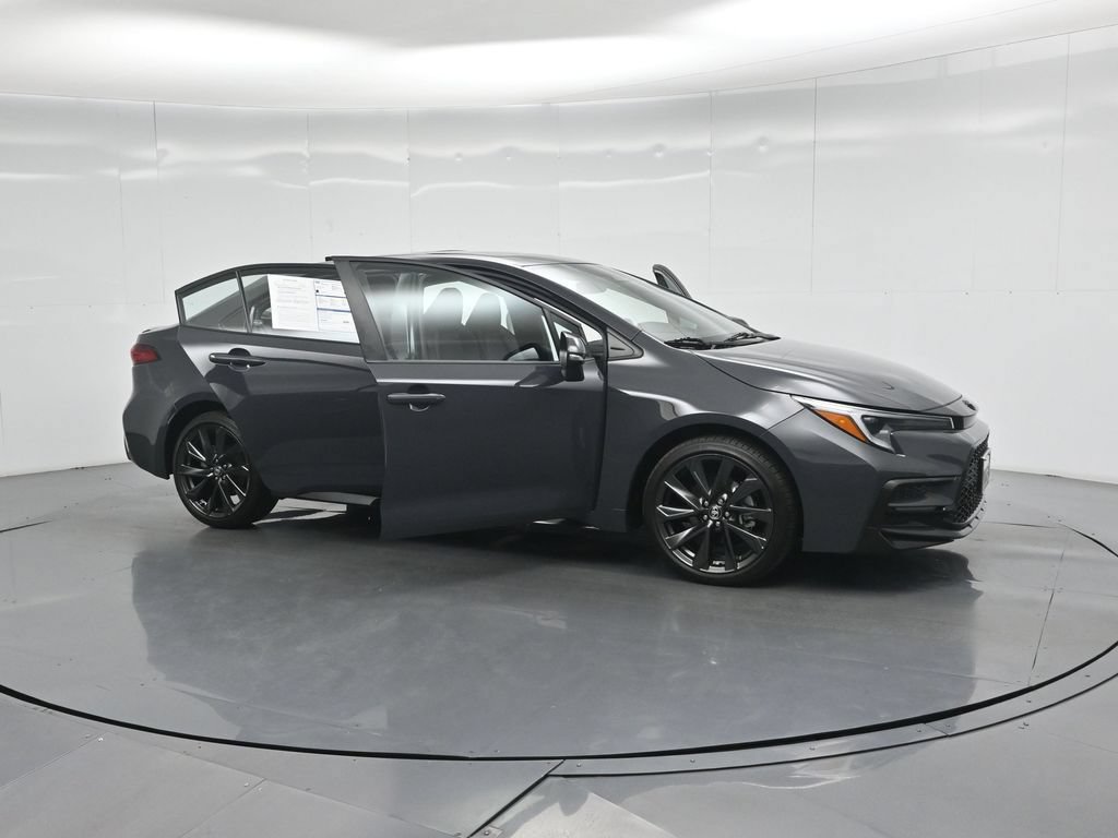 Used 2024 Toyota Corolla XSE FWD image 34