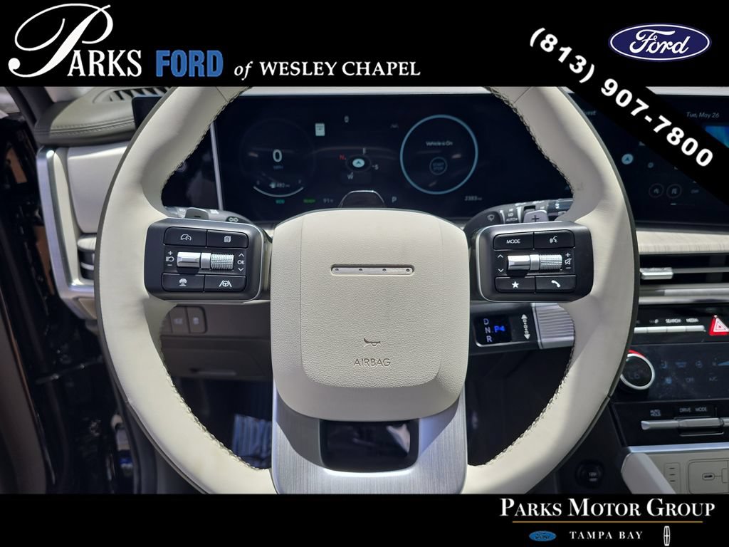 Used 2025 Hyundai Santa Fe Calligraphy AWD/4WD image 30