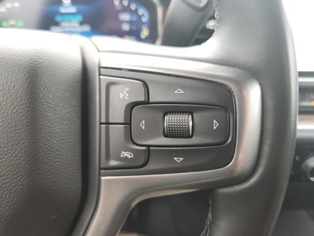 Used 2025 Chevrolet Silverado 1500 LT RWD image 31