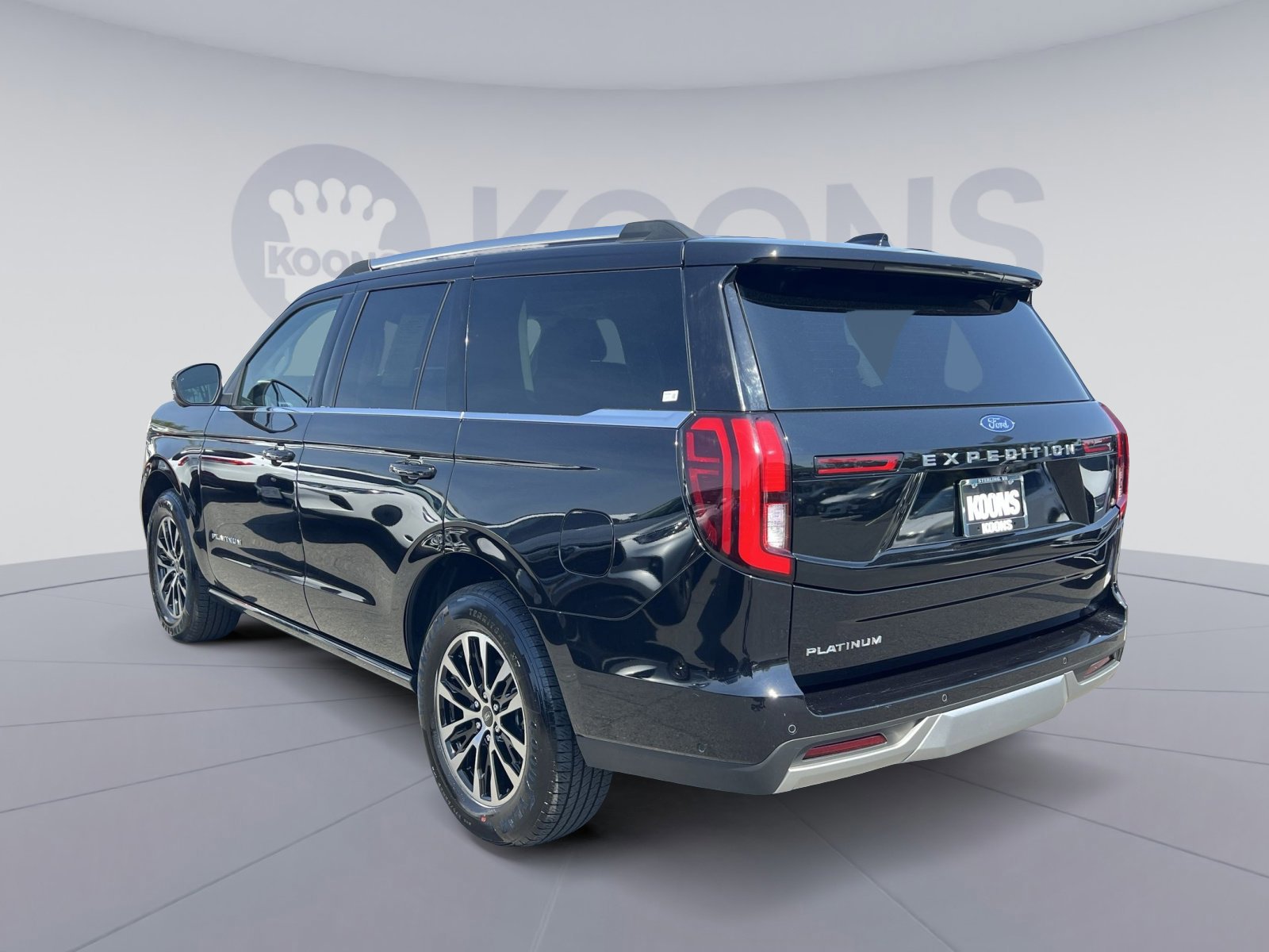 Certified 2025 Ford Expedition Platinum AWD/4WD image 6
