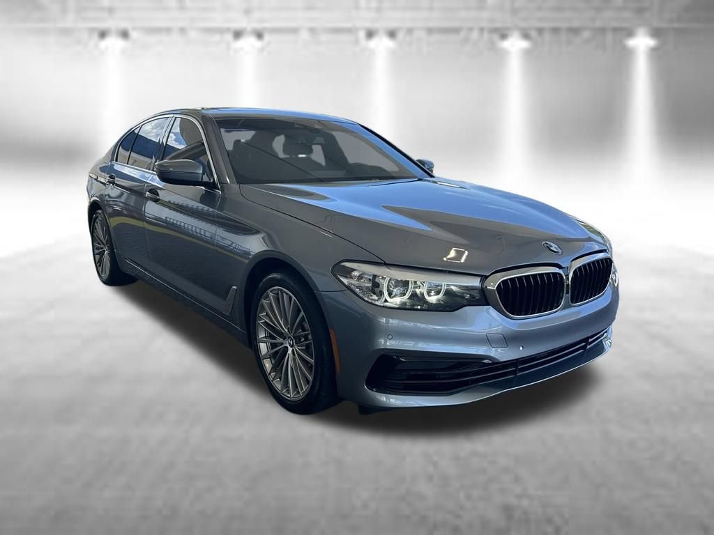 Used 2020 BMW 530i w/ Convenience Package RWD image 2