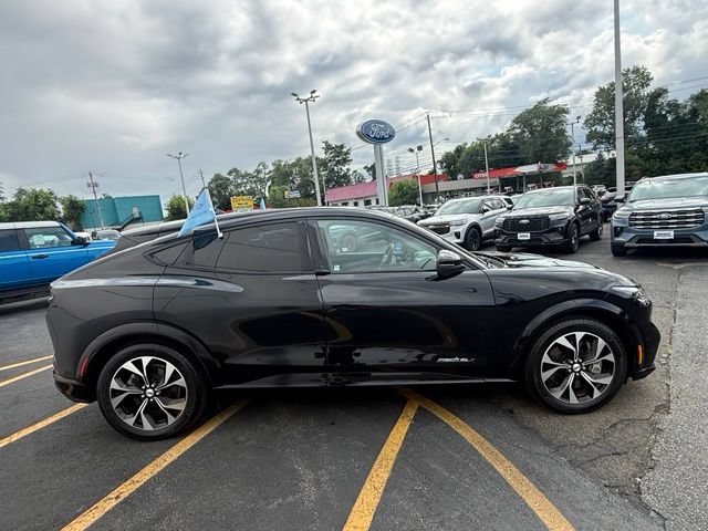 Certified 2022 Ford Mustang Mach-E Premium AWD/4WD image 10