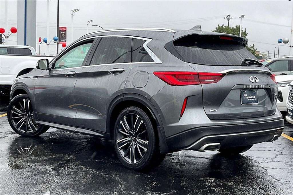 Used 2021 INFINITI QX50 Luxe w/ Appearance Package image 10