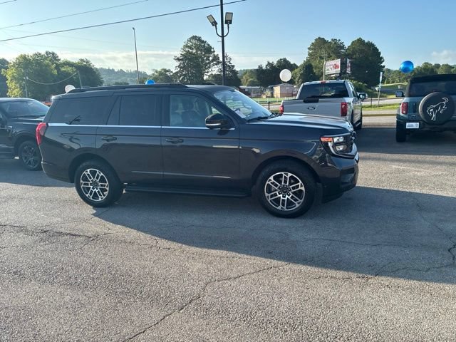 Certified 2025 Ford Expedition Active AWD/4WD image 11