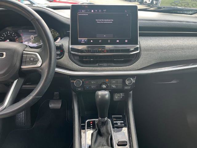 Used 2022 Jeep Compass Latitude image 40