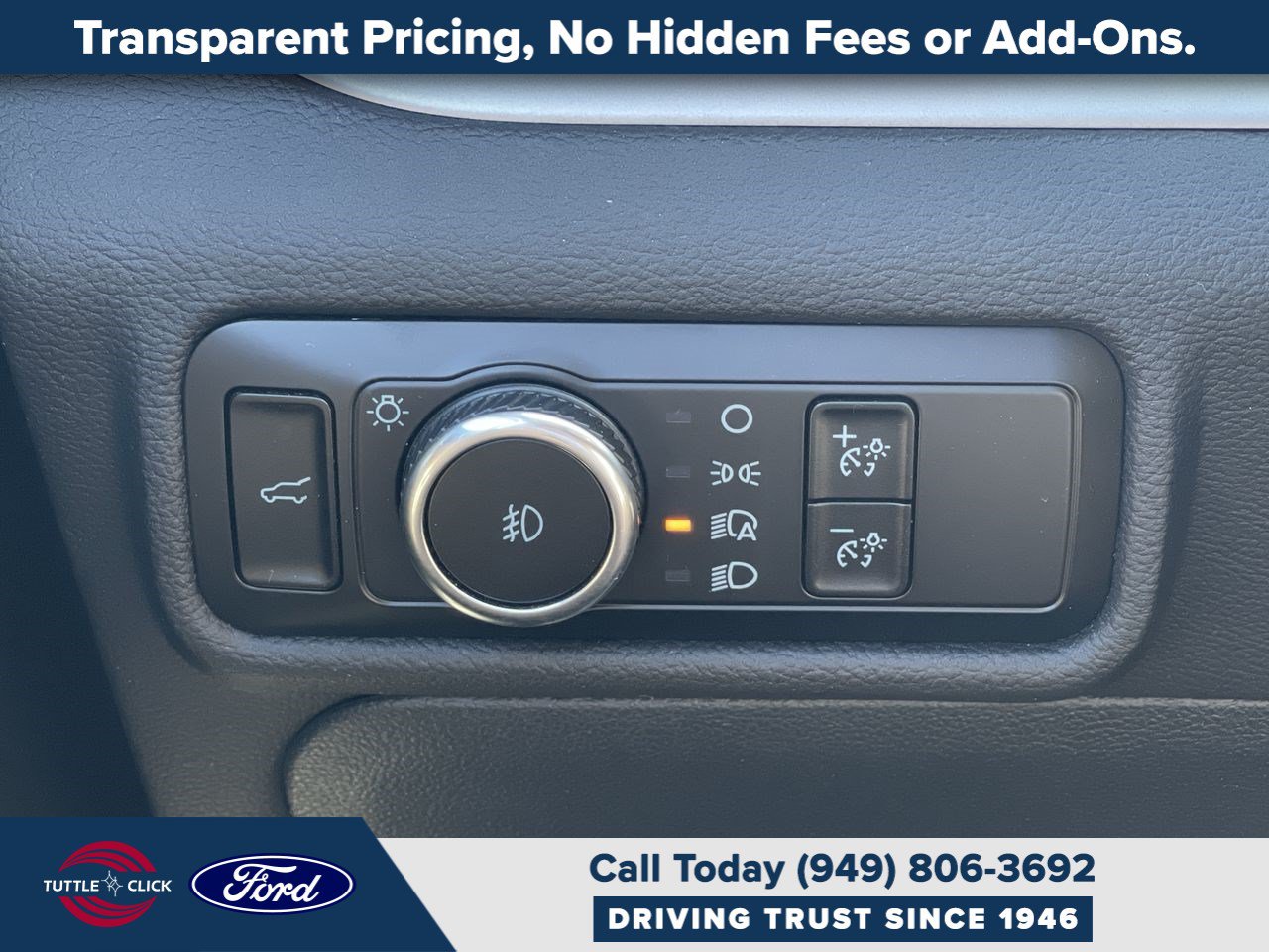 Certified 2023 Ford Explorer XLT w/ Equipment Group 202A RWD image 25