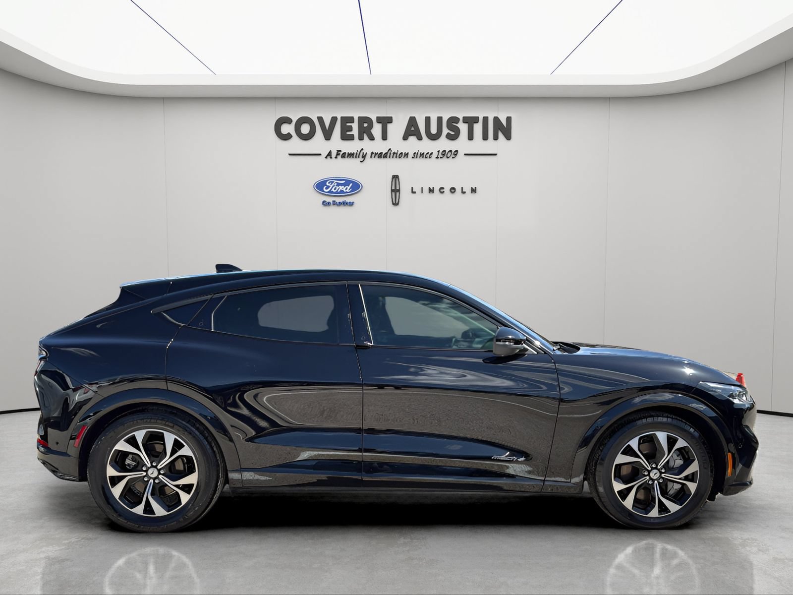 Certified 2023 Ford Mustang Mach-E Premium RWD image 6