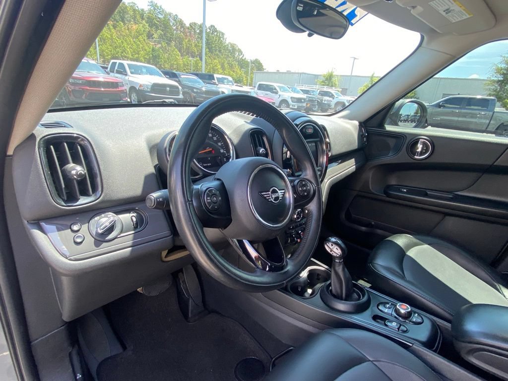 Used 2019 MINI Cooper Countryman FWD image 9