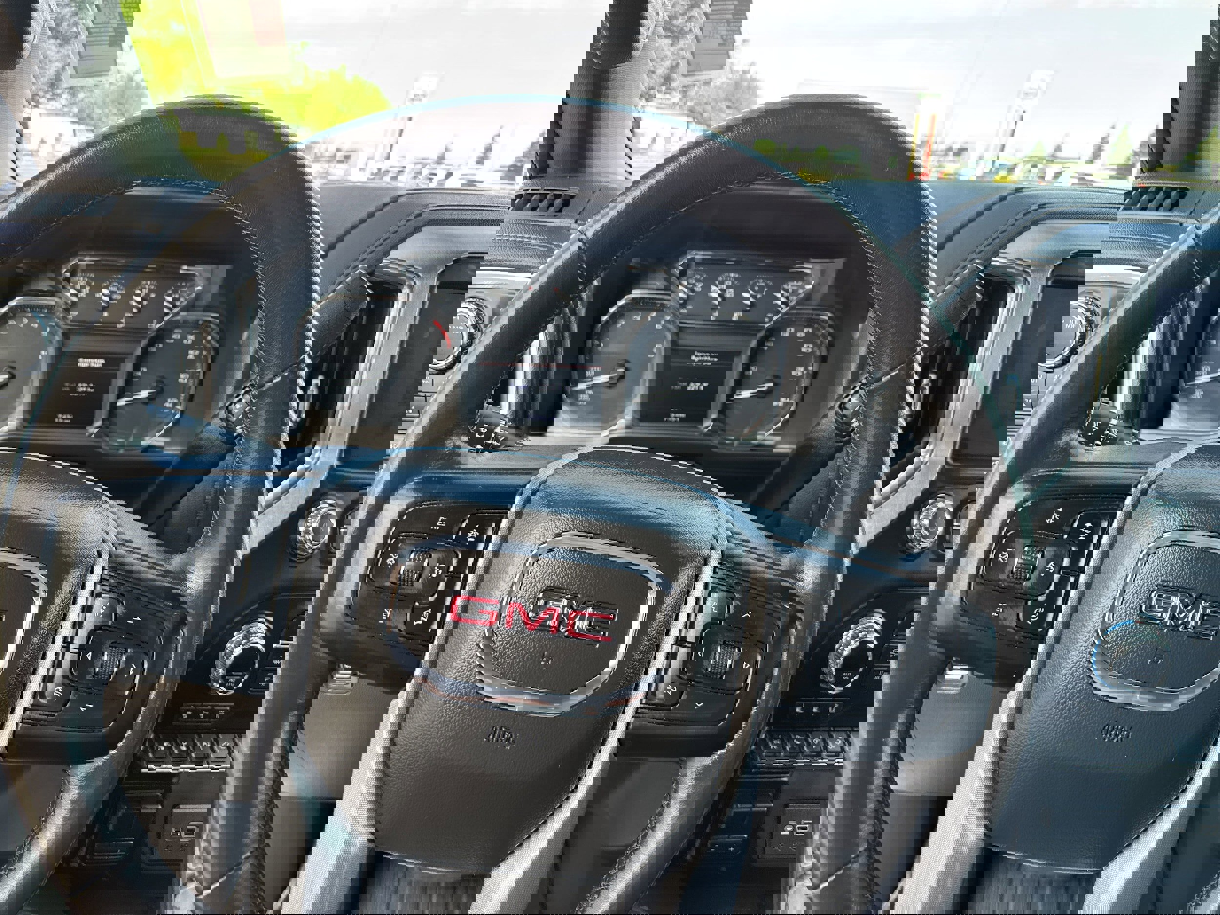 Used 2021 GMC Sierra 1500 SLT w/ SLT Premium Plus Package image 14