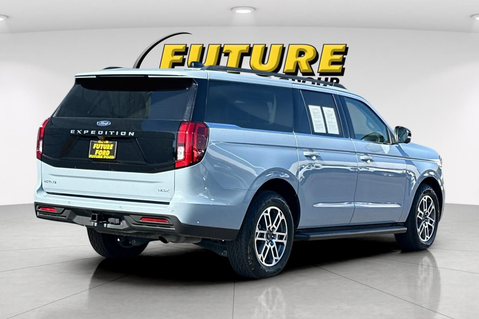 Certified 2025 Ford Expedition Max Active AWD/4WD image 3