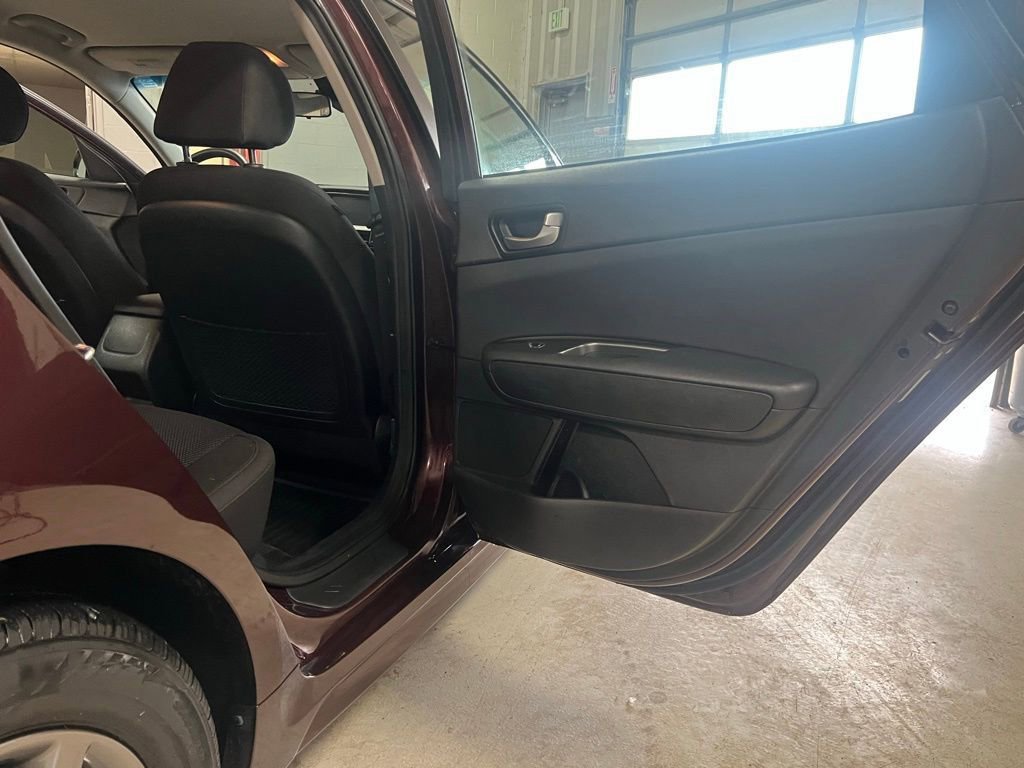 Used 2020 Kia Optima LX FWD image 38