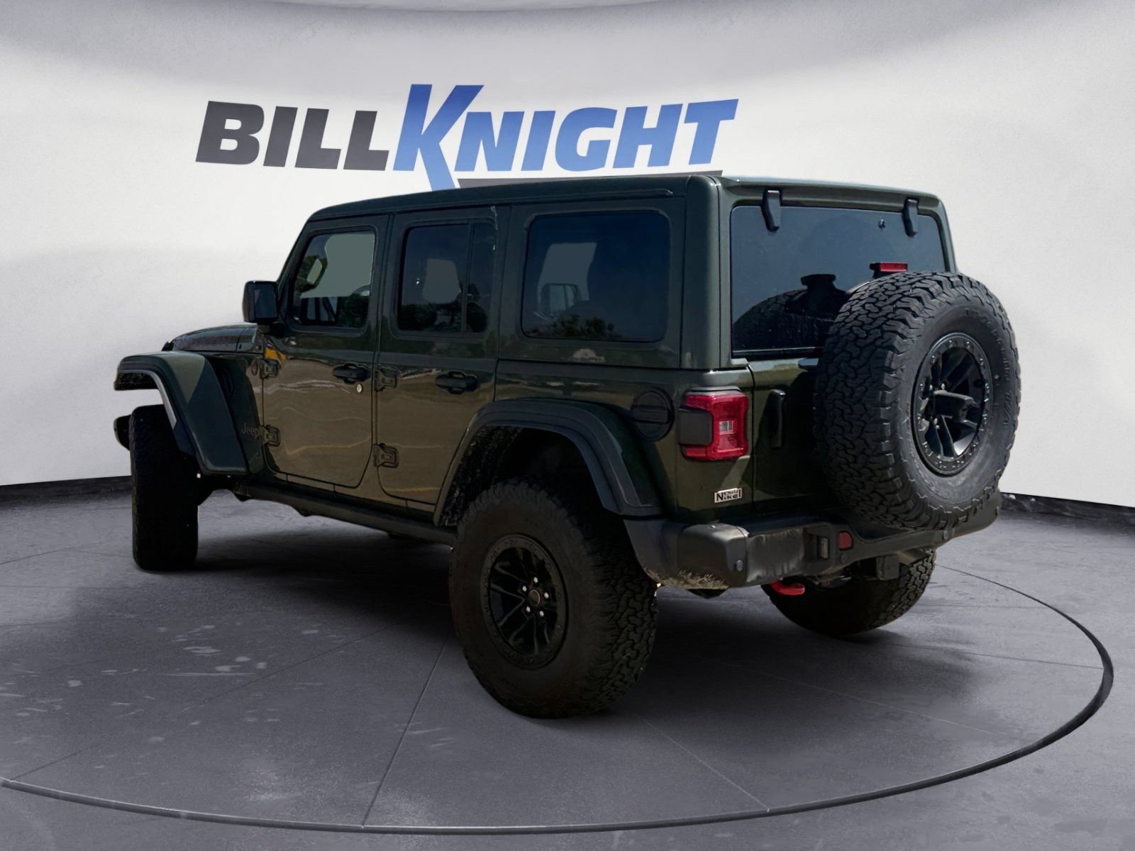 Used 2024 Jeep Wrangler Unlimited Rubicon AWD/4WD image 3