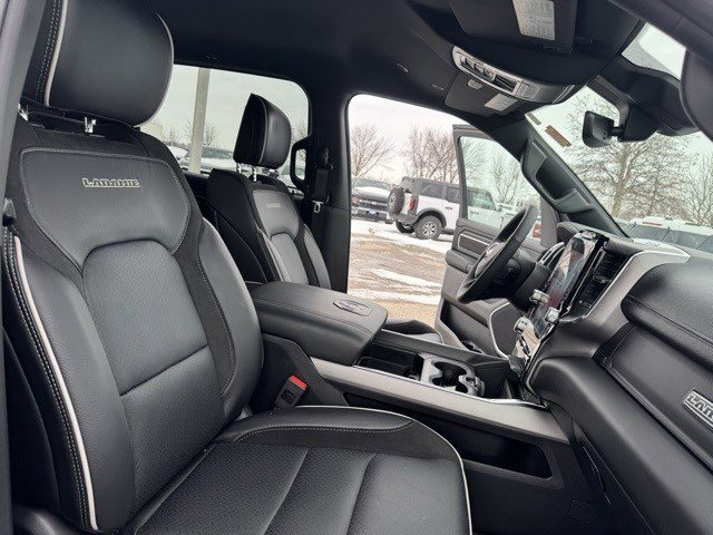 Used 2025 RAM 1500 Laramie w/ Sport Appearance Package image 38