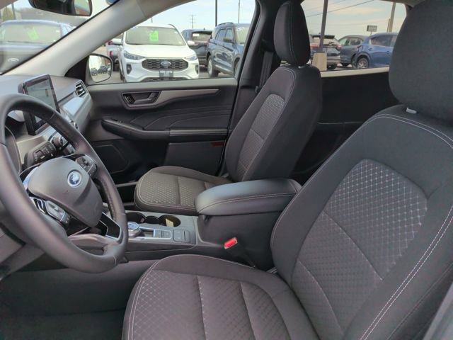 Certified 2023 Ford Escape Active AWD/4WD video 4