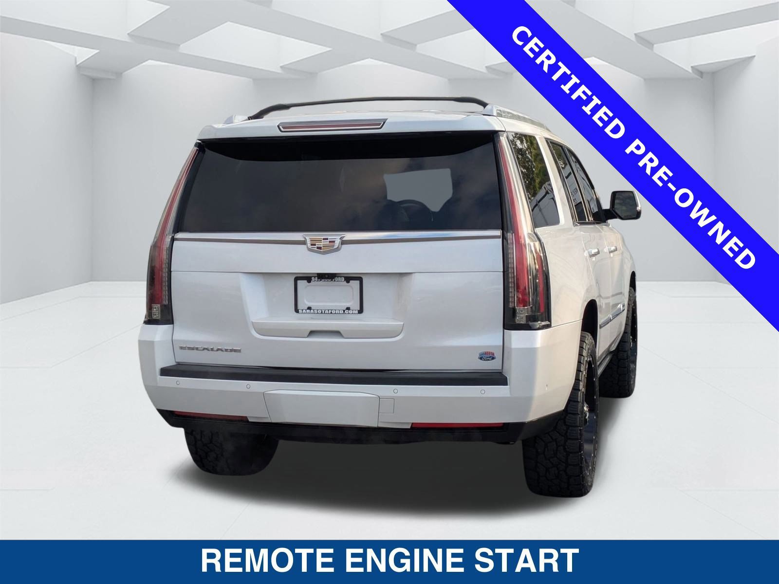 Used 2020 Cadillac Escalade Premium Luxury image 5