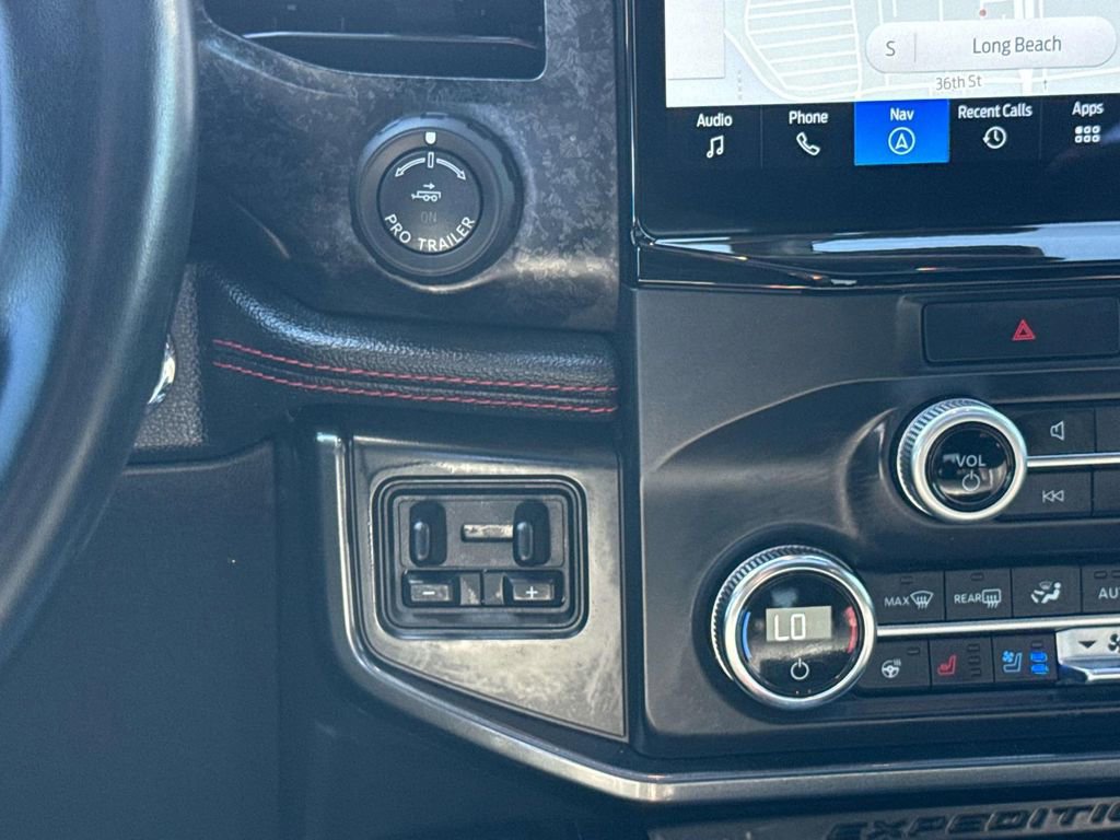Certified 2022 Ford Expedition Limited image 20