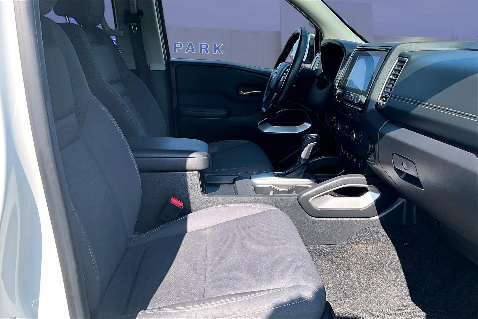 Used 2024 Nissan Frontier SV w/ SV Convenience Package AWD/4WD image 30