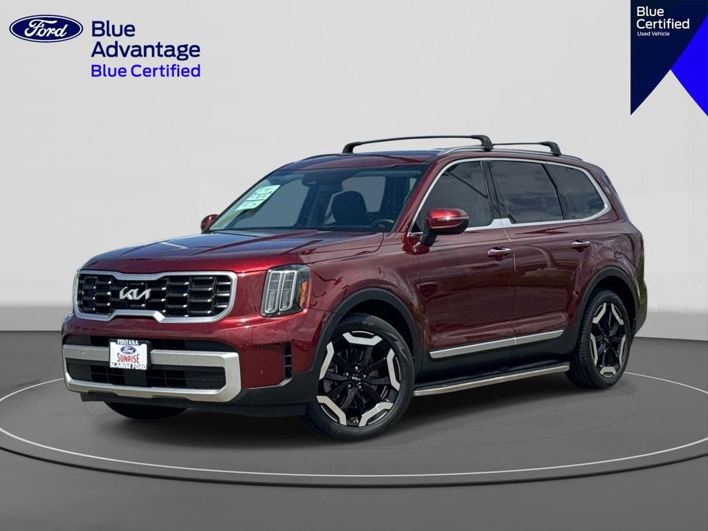 Used 2023 Kia Telluride S w/ S Sunroof Package