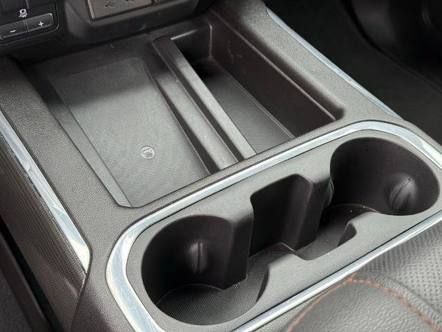 Used 2022 GMC Sierra 1500 AT4 w/ AT4 Premium Package image 12