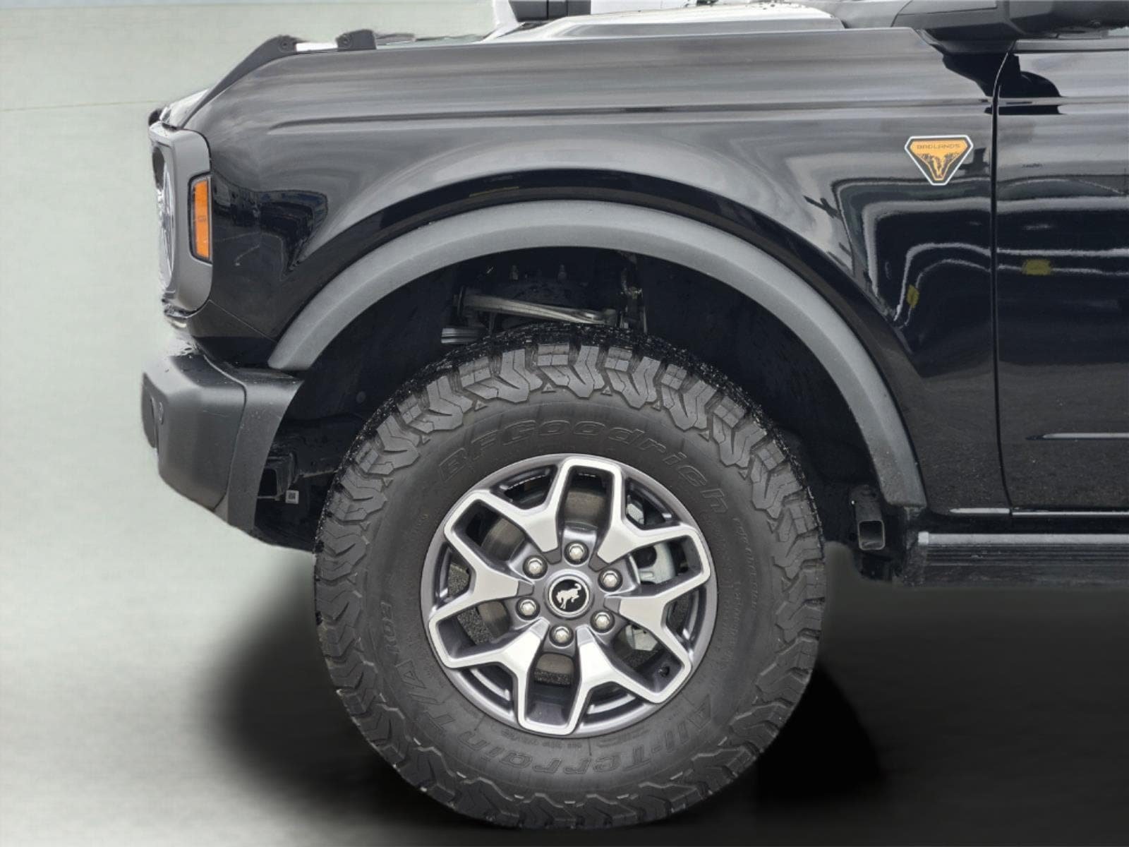 Certified 2023 Ford Bronco Badlands AWD/4WD image 8