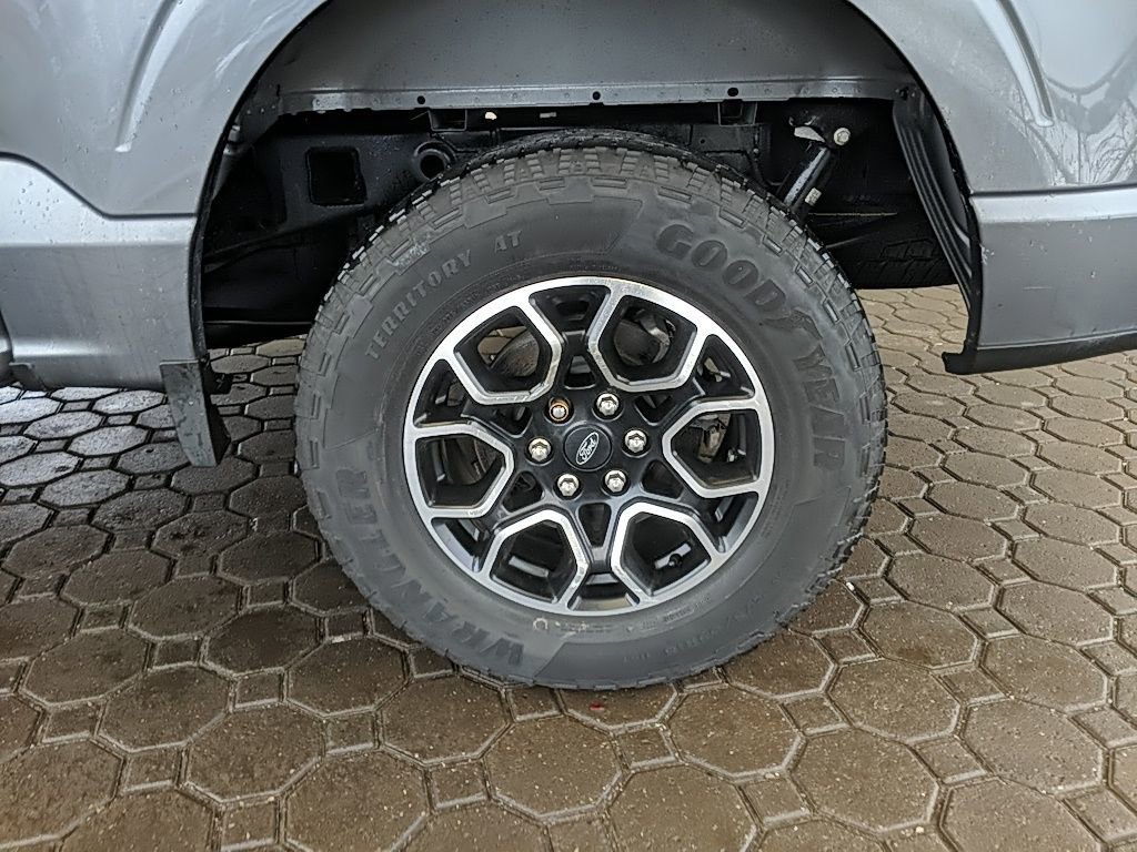 Certified 2023 Ford F150 XLT w/ Equipment Group 302A High image 9