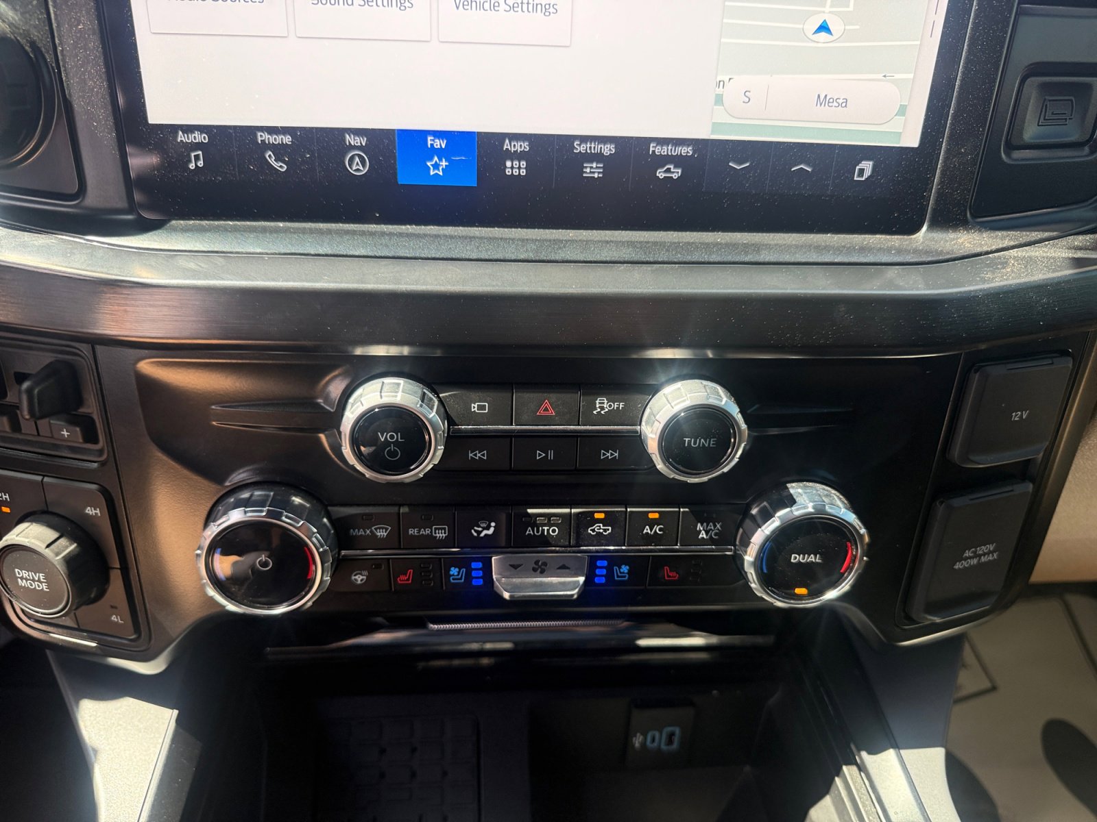 Certified 2026 Ford F350 Lariat w/ Black Appearance Package AWD/4WD image 25