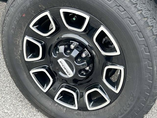 Certified 2026 Ford F250 Platinum AWD/4WD image 3