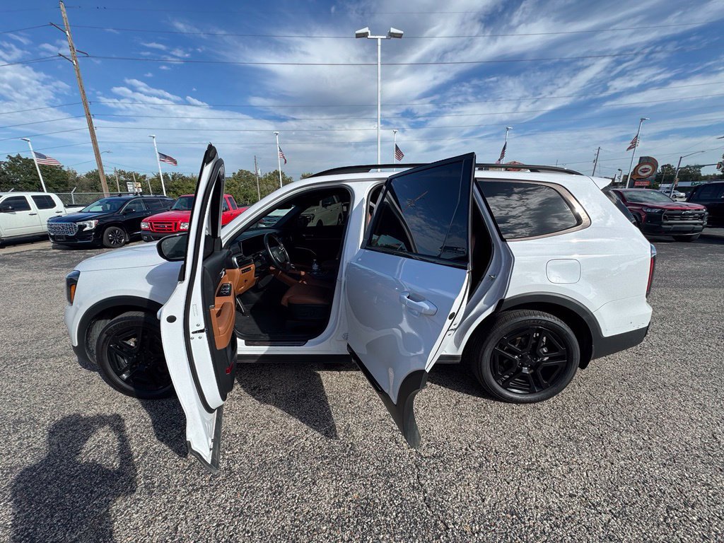 Used 2025 Kia Telluride SX X-Line AWD/4WD image 4