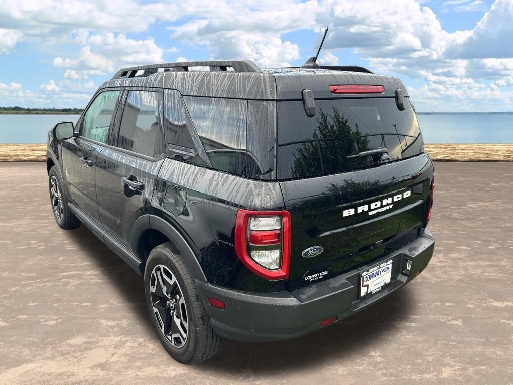 Certified 2023 Ford Bronco Sport Outer Banks w/ Tech Package AWD/4WD image 7