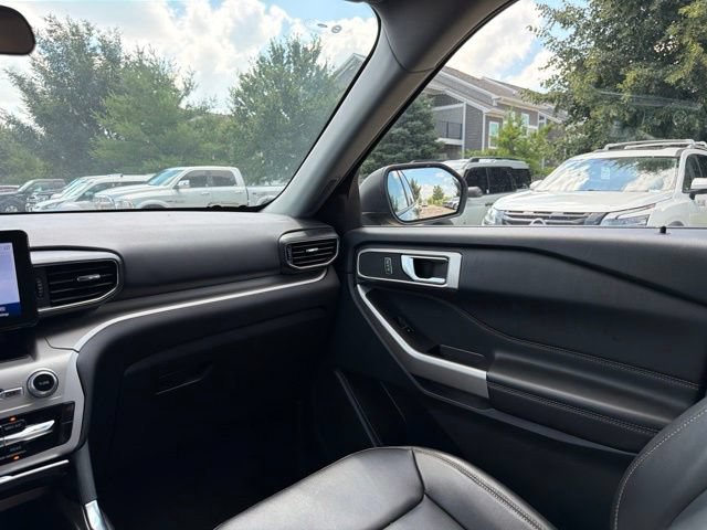 Certified 2023 Ford Explorer XLT w/ Equipment Group 202A AWD/4WD image 23