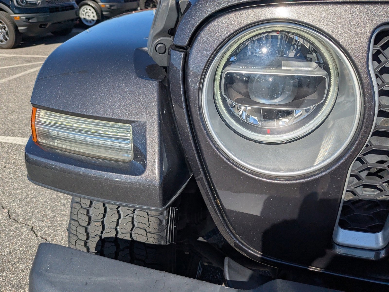 Used 2021 Jeep Wrangler Unlimited Sahara w/ Cold Weather Group image 10