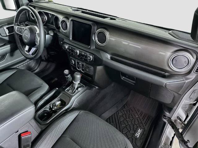 Used 2022 Jeep Gladiator Overland AWD/4WD image 32