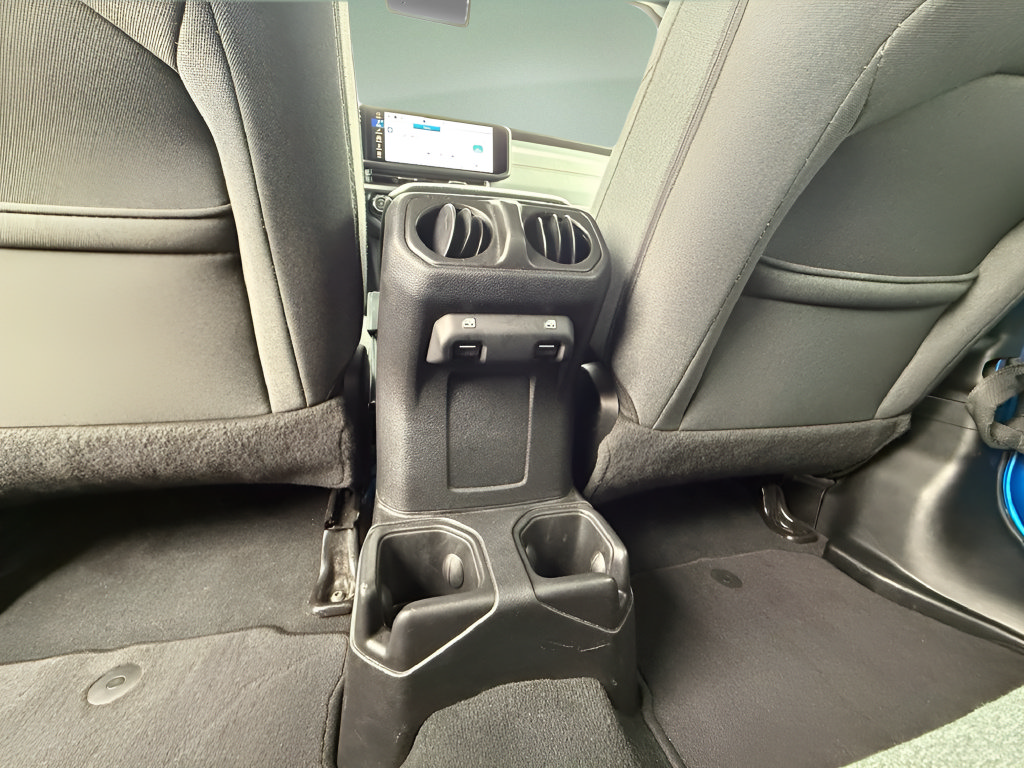 Used 2024 Jeep Wrangler Unlimited Sport AWD/4WD image 16