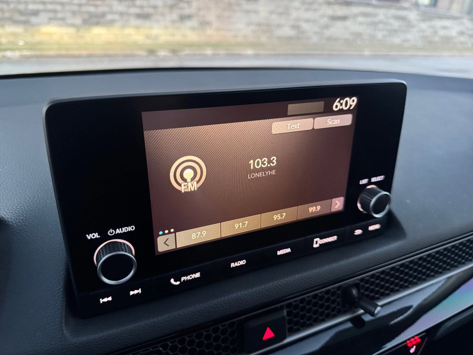 Used 2023 Honda Civic EX-L image 24